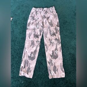 Women pants, light pink, size XS/S, no tags